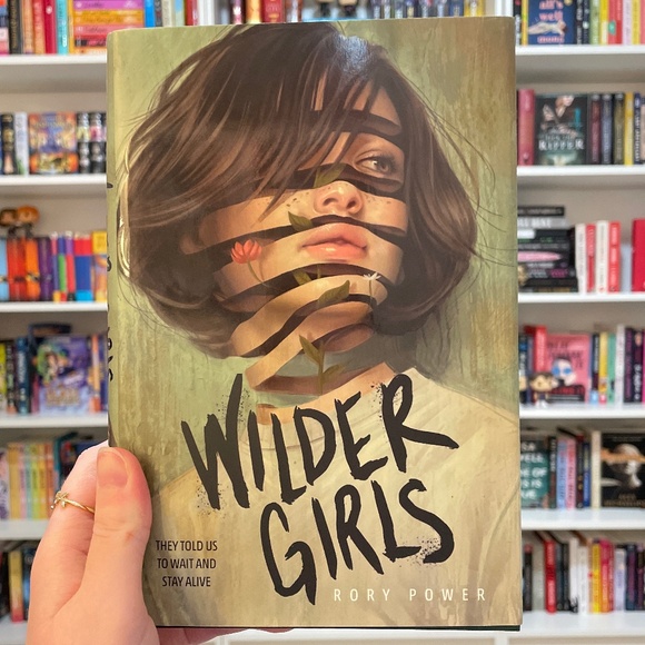 *BRAND NEW* Teen Survival Fiction: Wilder Girls by Rory Power - Picture 1 of 4